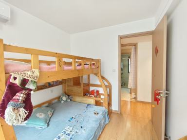 上海绿地新里波洛克公馆2室2厅2卫在售二手房房源图片