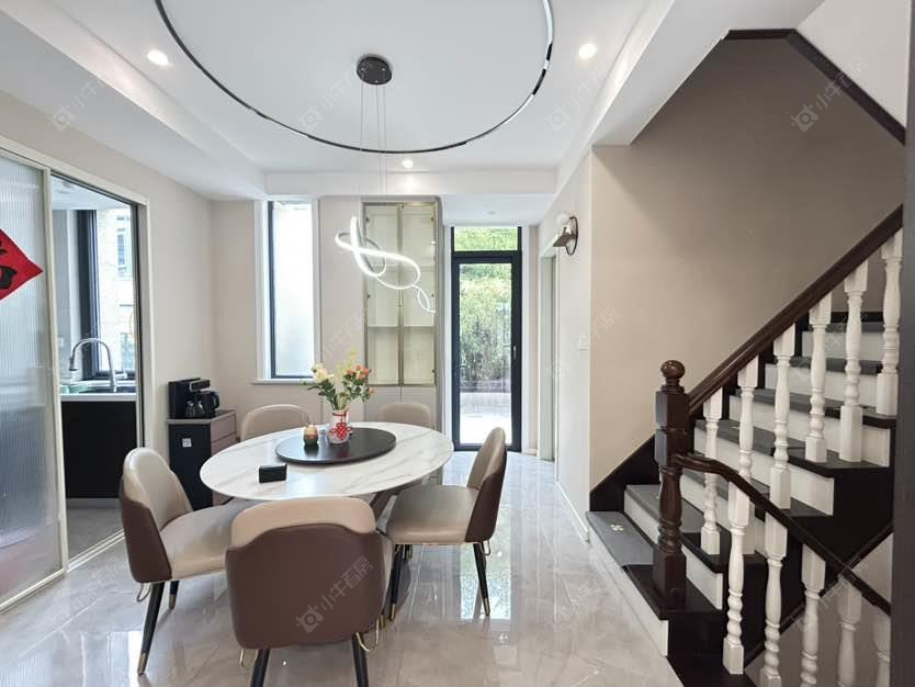 上海海上湾鹭居别墅区在售二手房源小区图_小牛看房