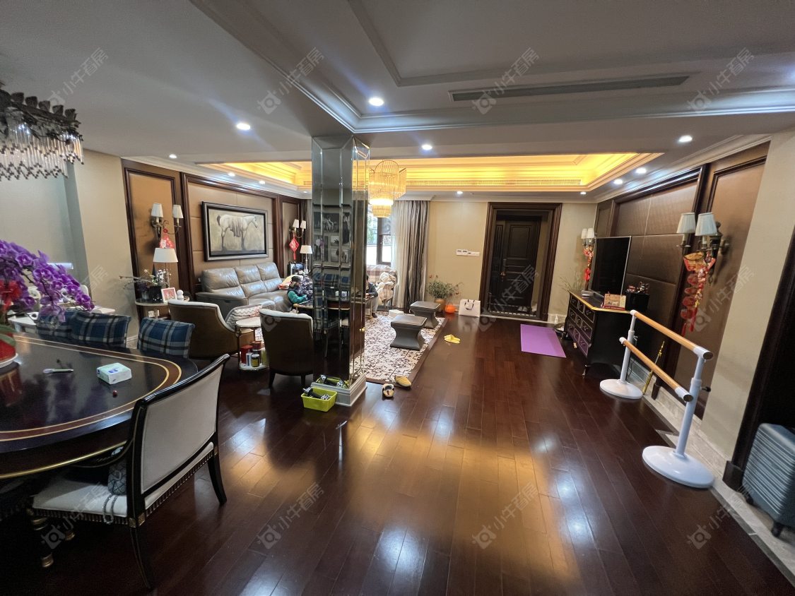 上海金地艺华年别墅区在售二手房源小区图_小牛看房