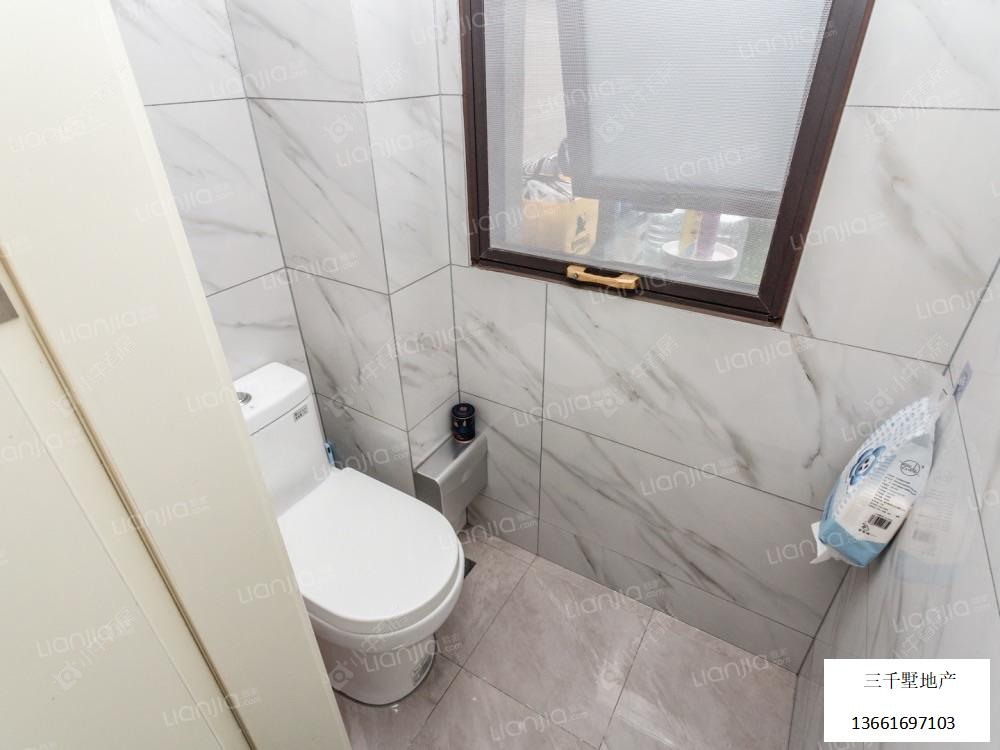 上海中骏雍景湾东区在售二手房源小区图_小牛看房