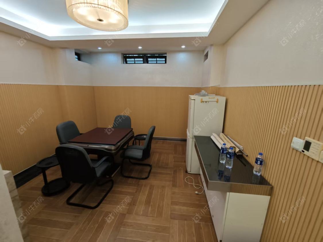 上海爱法奥朗新庄园在售二手房源小区图_小牛看房