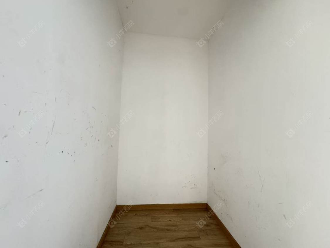 上海泰安公寓三四期在售二手房源小区图_小牛看房