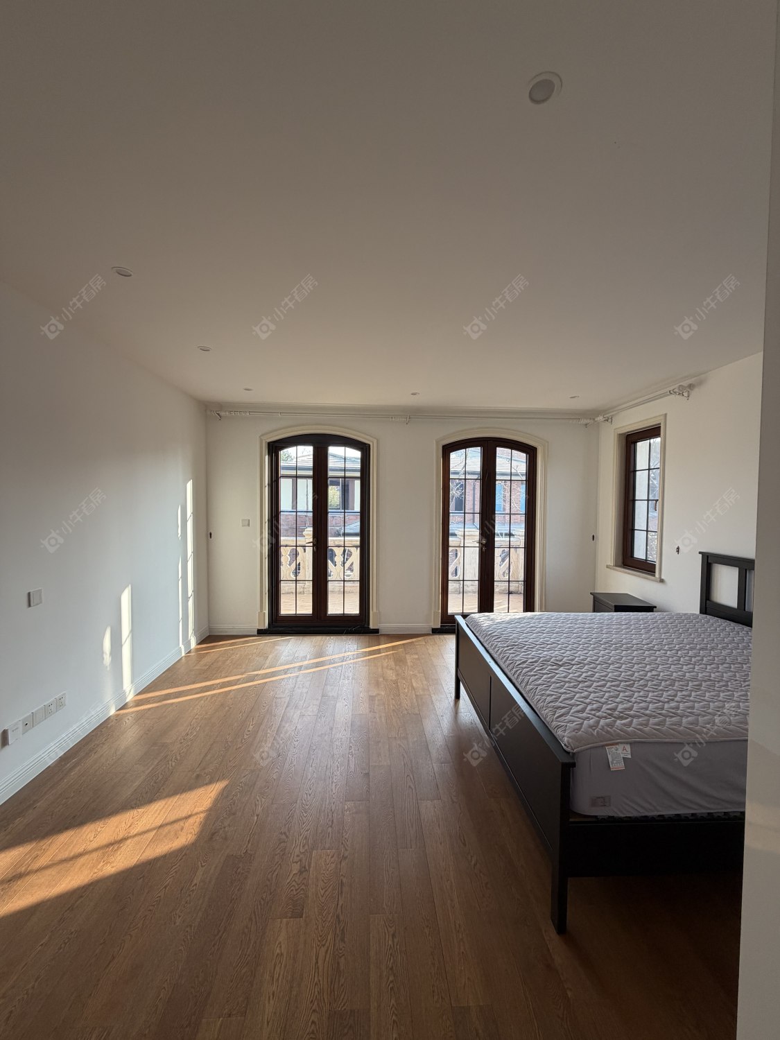 上海圣堡别墅在租房源小区图_小牛看房