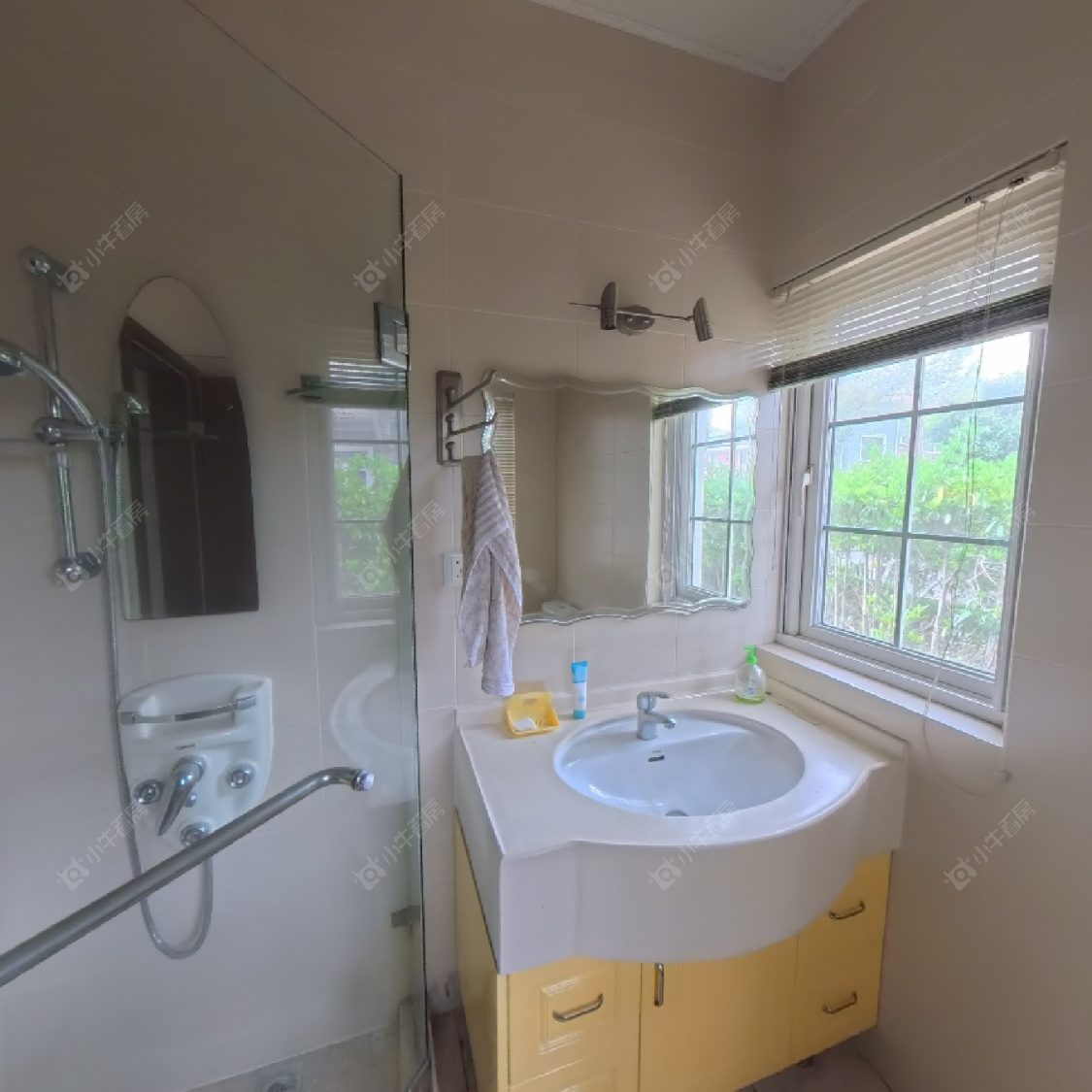 上海东方夏威夷在售二手房源小区图_小牛看房