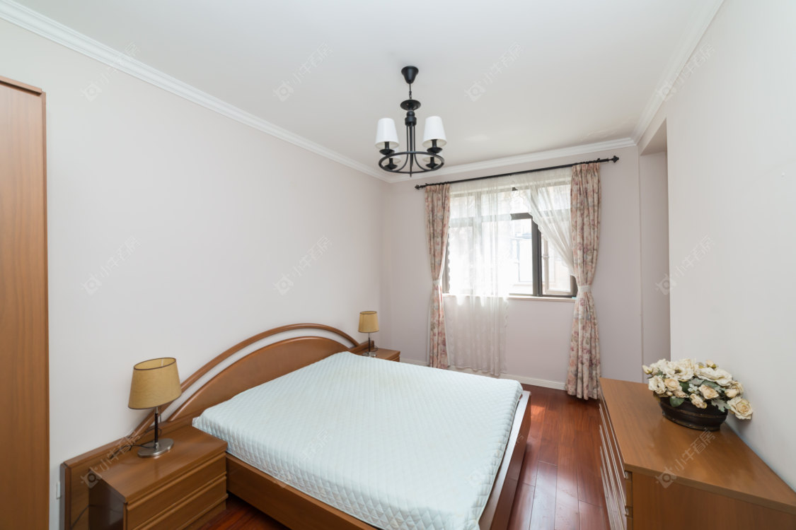 上海长泰东郊御园别墅区在售二手房源小区图_小牛看房