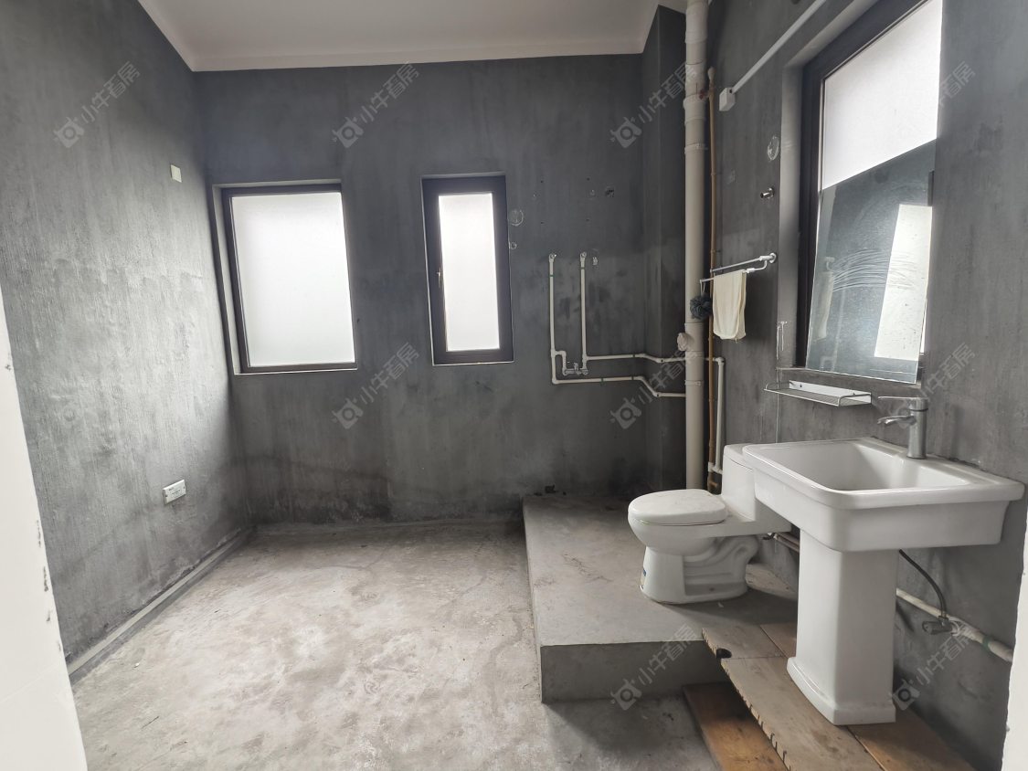 上海阳光城花满墅别墅区在售二手房源小区图_小牛看房