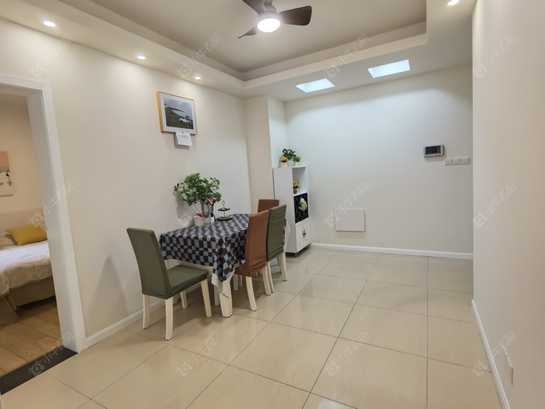 上海逸皓华庭公寓在售二手房源小区图_小牛看房