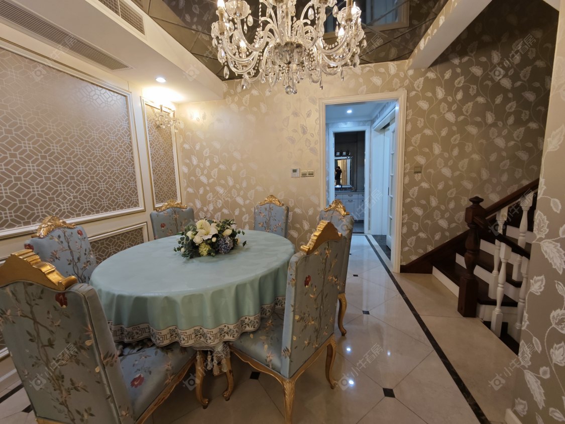 长泰东郊御园别墅区房源 上海长泰东郊御园别墅区在售二手房源_小牛看房