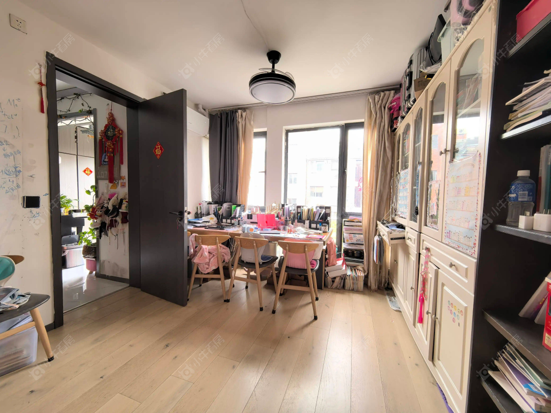 上海美兰湖岭域在售二手房源小区图_小牛看房