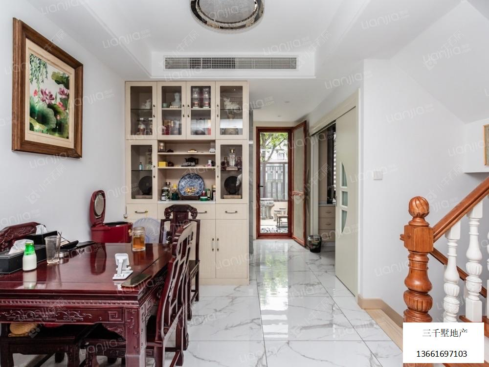 上海中骏雍景湾东区在售二手房源小区图_小牛看房