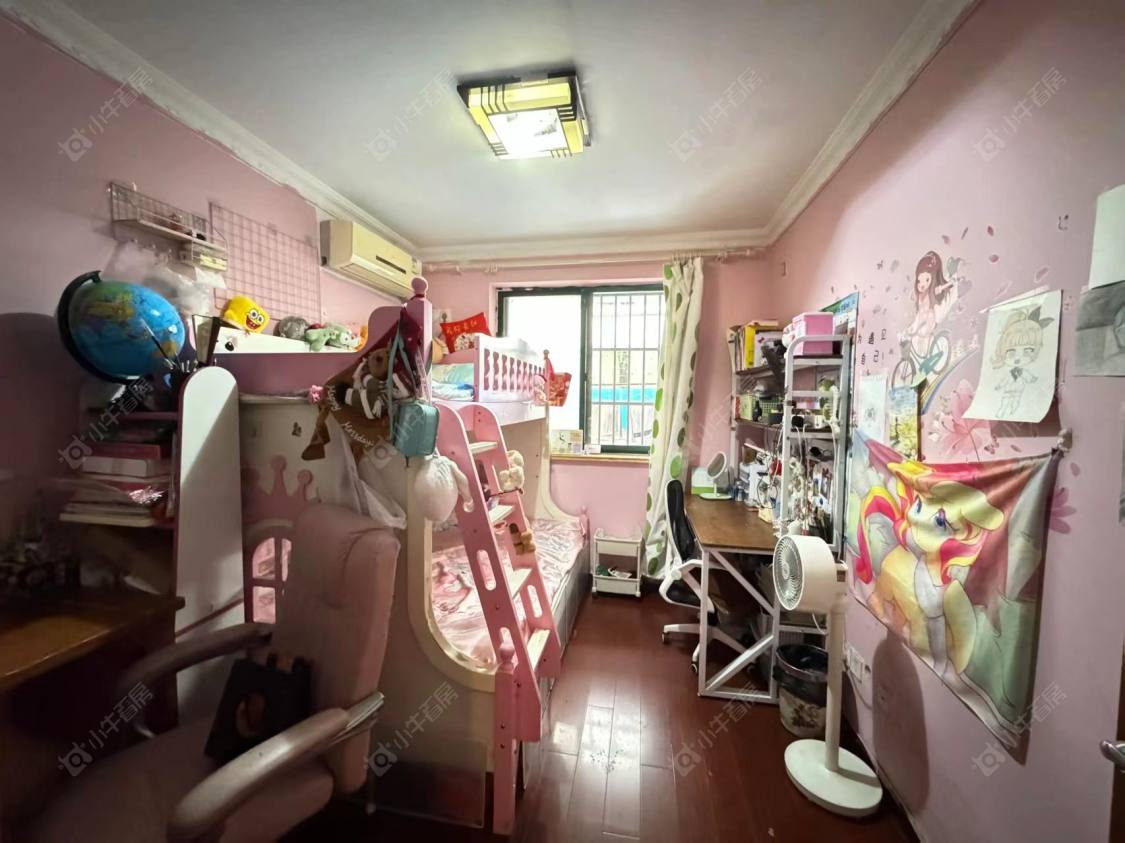 上海美兰湖颐景园在售二手房源小区图_小牛看房