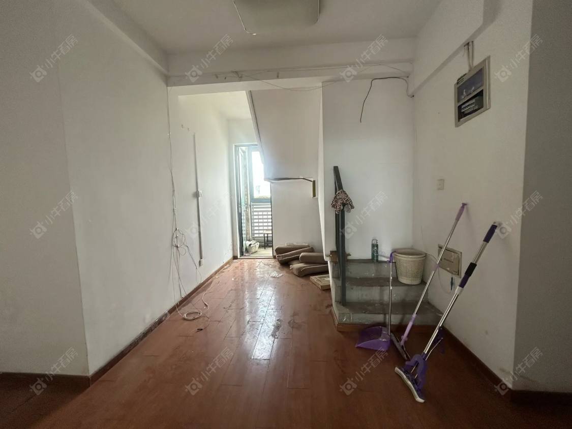 上海合生江湾国际公寓在售二手房源小区图_小牛看房