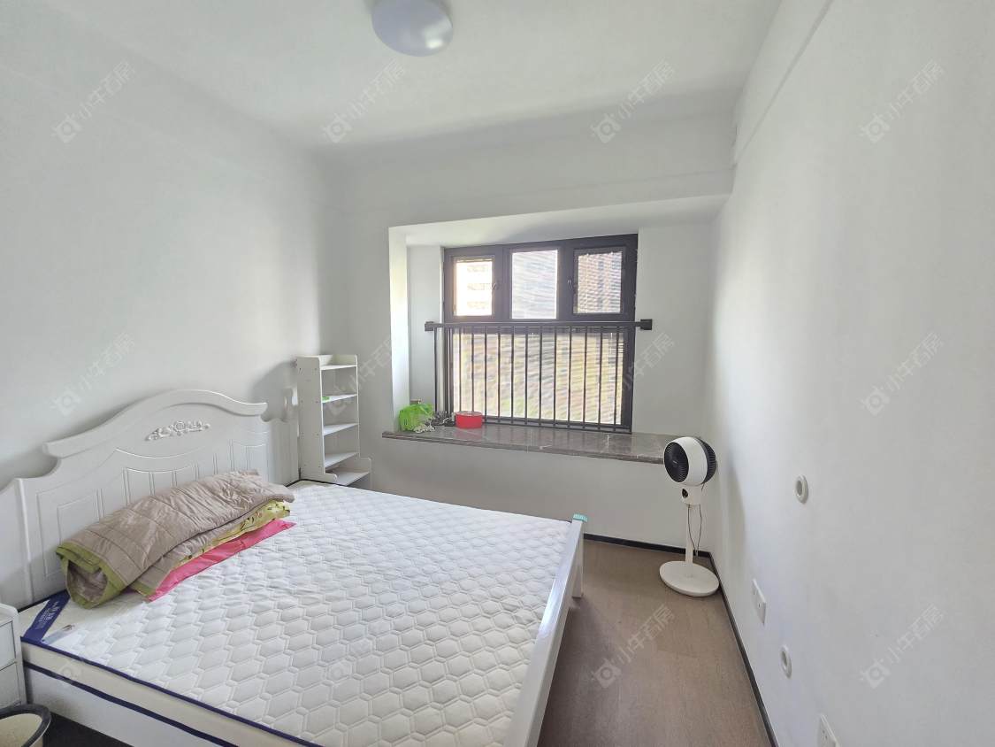 上海上实海上菁英一期在售二手房源小区图_小牛看房