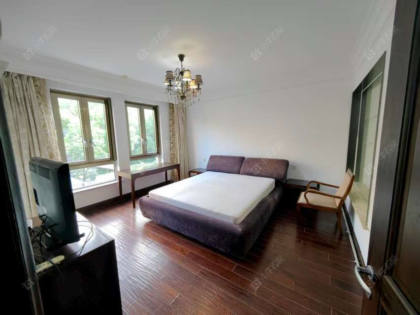 上海万科四季花城111弄别墅区在售二手房源小区图_小牛看房