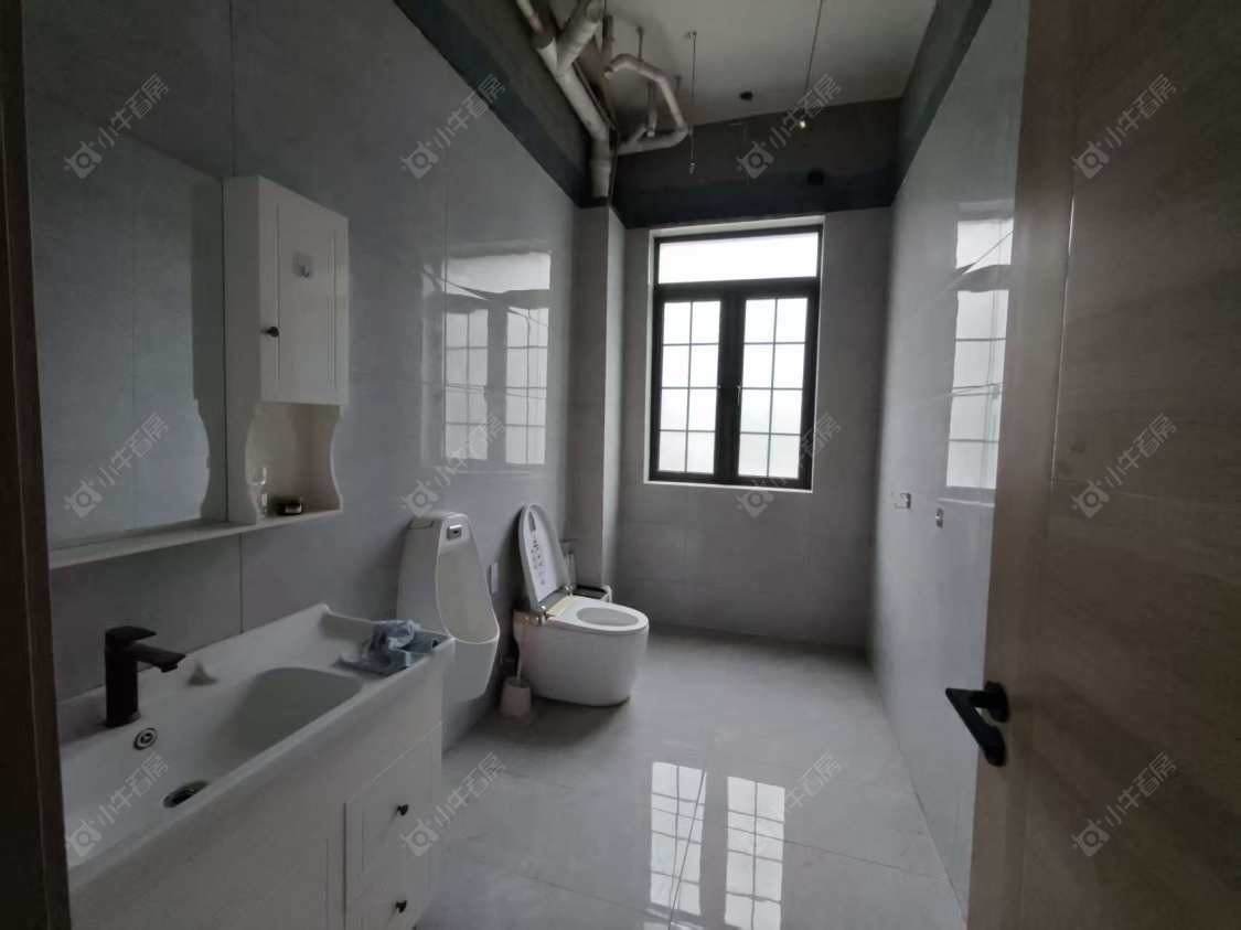 上海爱法奥朗新庄园在售二手房源小区图_小牛看房