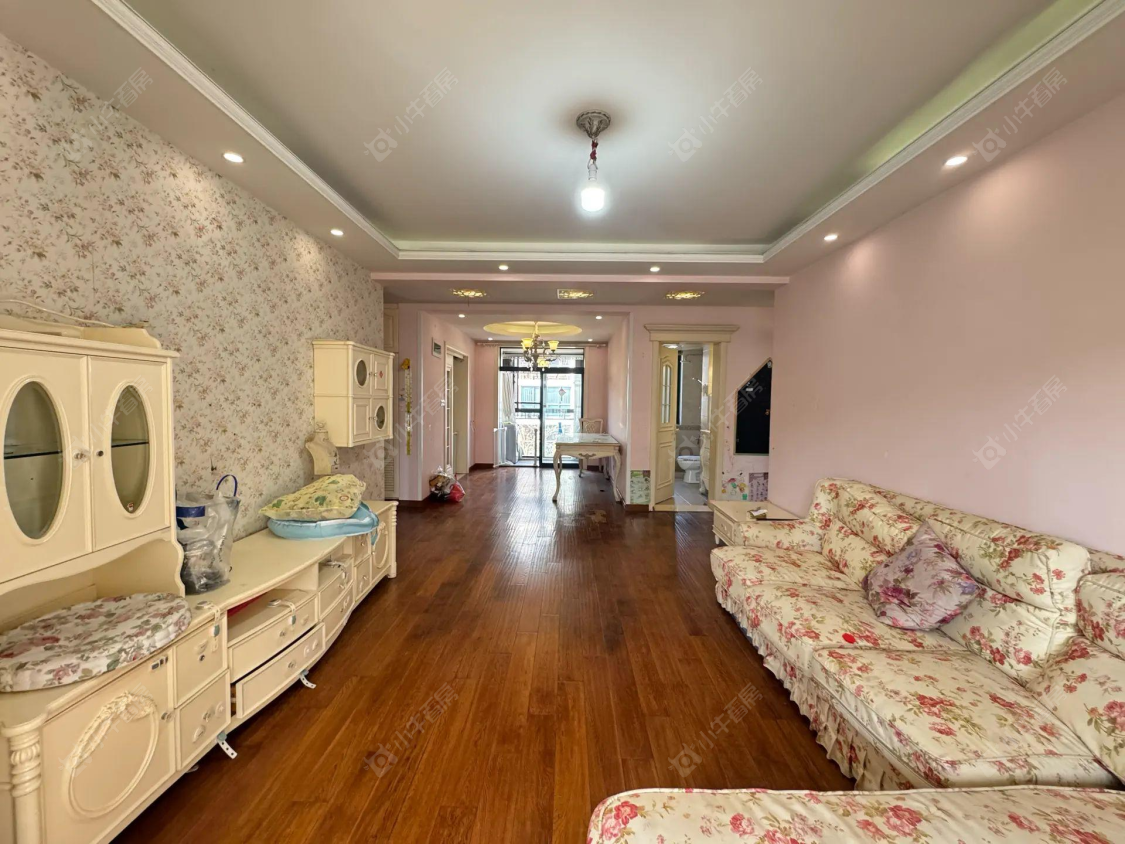 上海顺驰美兰湖在售二手房源小区图_小牛看房