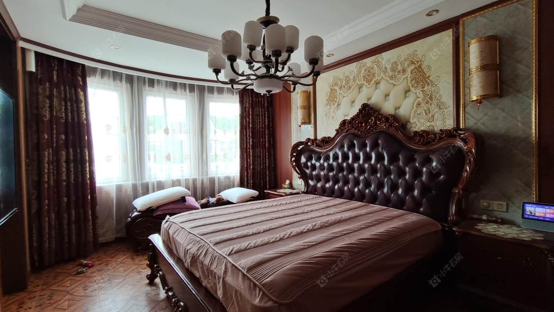 上海美兰湖别墅在售二手房源小区图_小牛看房