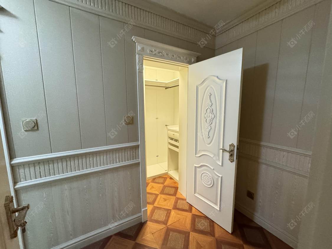 上海朗诗绿岛在售二手房源小区图_小牛看房