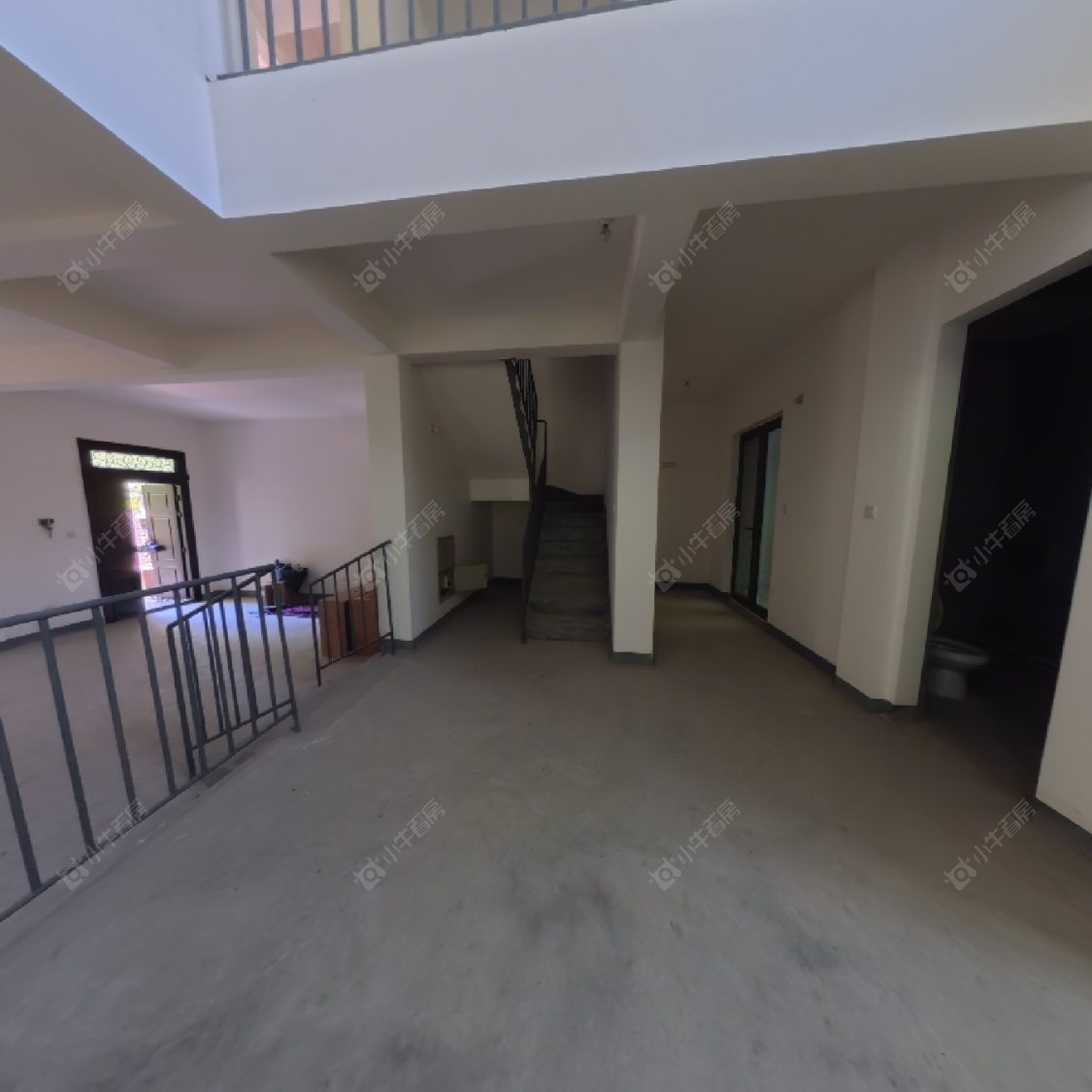 上海长泰东郊御园别墅区在售二手房源小区图_小牛看房