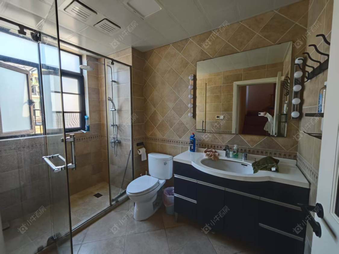 上海长泰东郊御园别墅区在租房源小区图_小牛看房