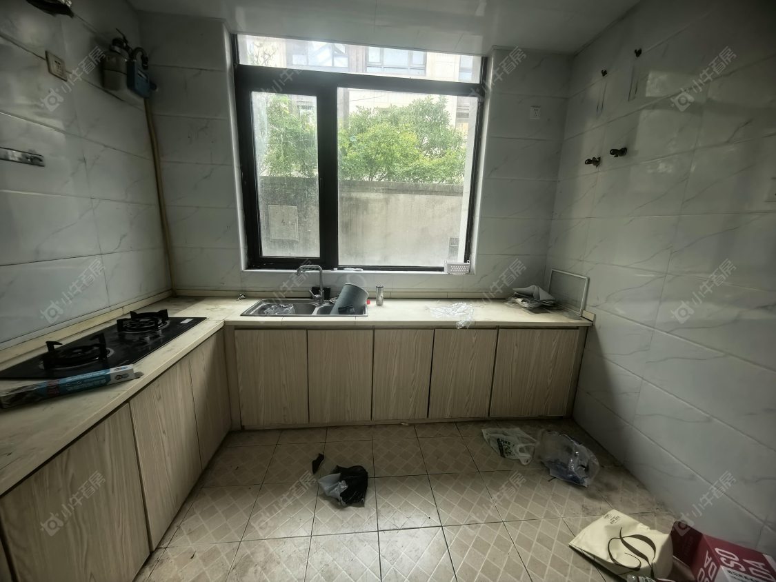 上海阳光城花满墅别墅区在售二手房源小区图_小牛看房