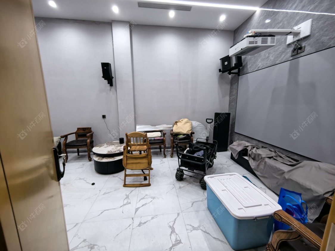 上海璟储新和湾别墅区在售二手房源小区图_小牛看房