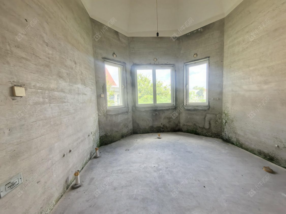 上海美兰湖别墅在售二手房源小区图_小牛看房