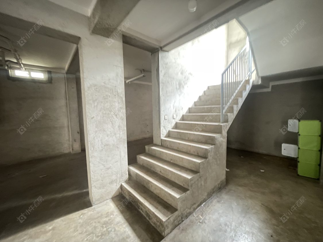 上海美兰湖别墅在售二手房源小区图_小牛看房