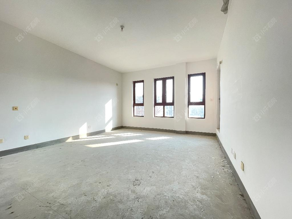 上海中信泰富朱家角新城鸿玺郡南区588弄在售二手房源小区图_小牛看房