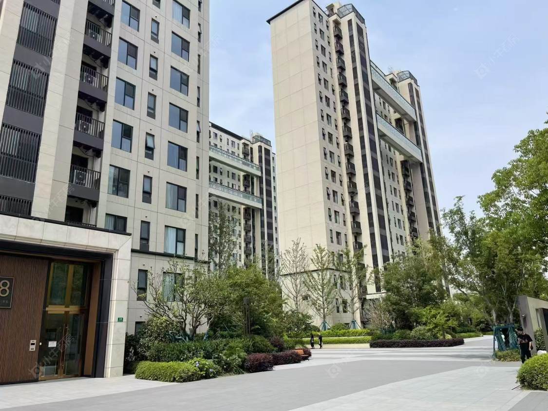 上海保利云上澄光在售二手房源室内图_小牛看房