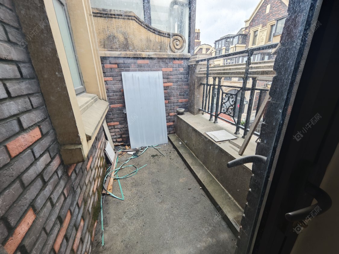 上海长泰东郊御园别墅区在租房源小区图_小牛看房