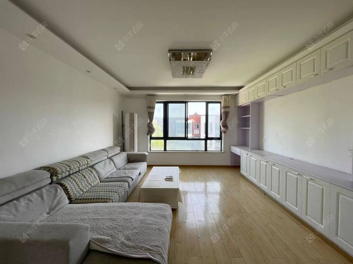 上海顺驰美兰湖在售二手房源小区图_小牛看房