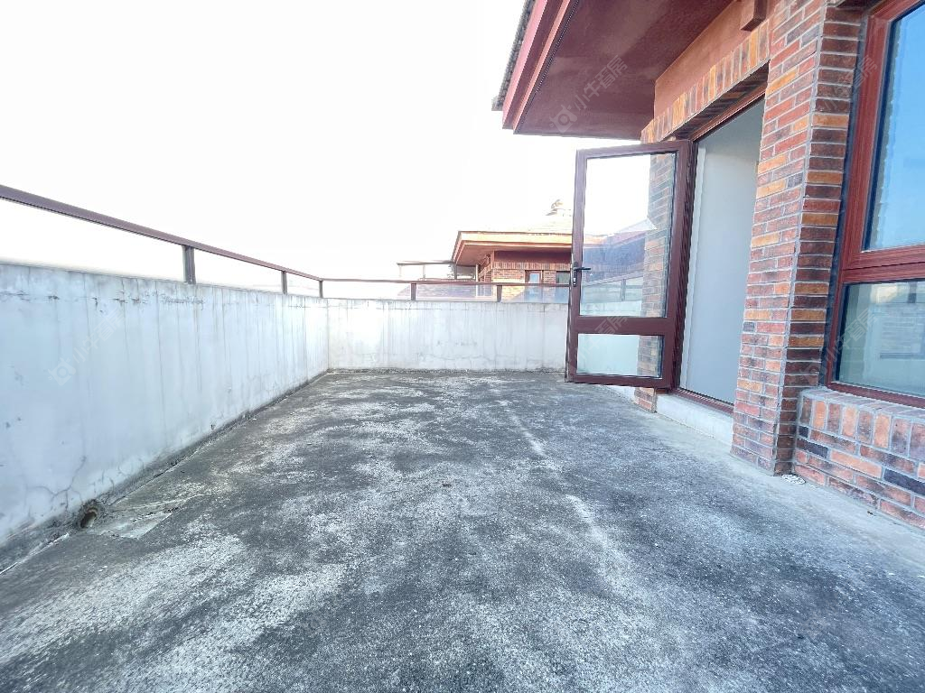 上海中信泰富朱家角新城鸿玺郡南区588弄在售二手房源小区图_小牛看房