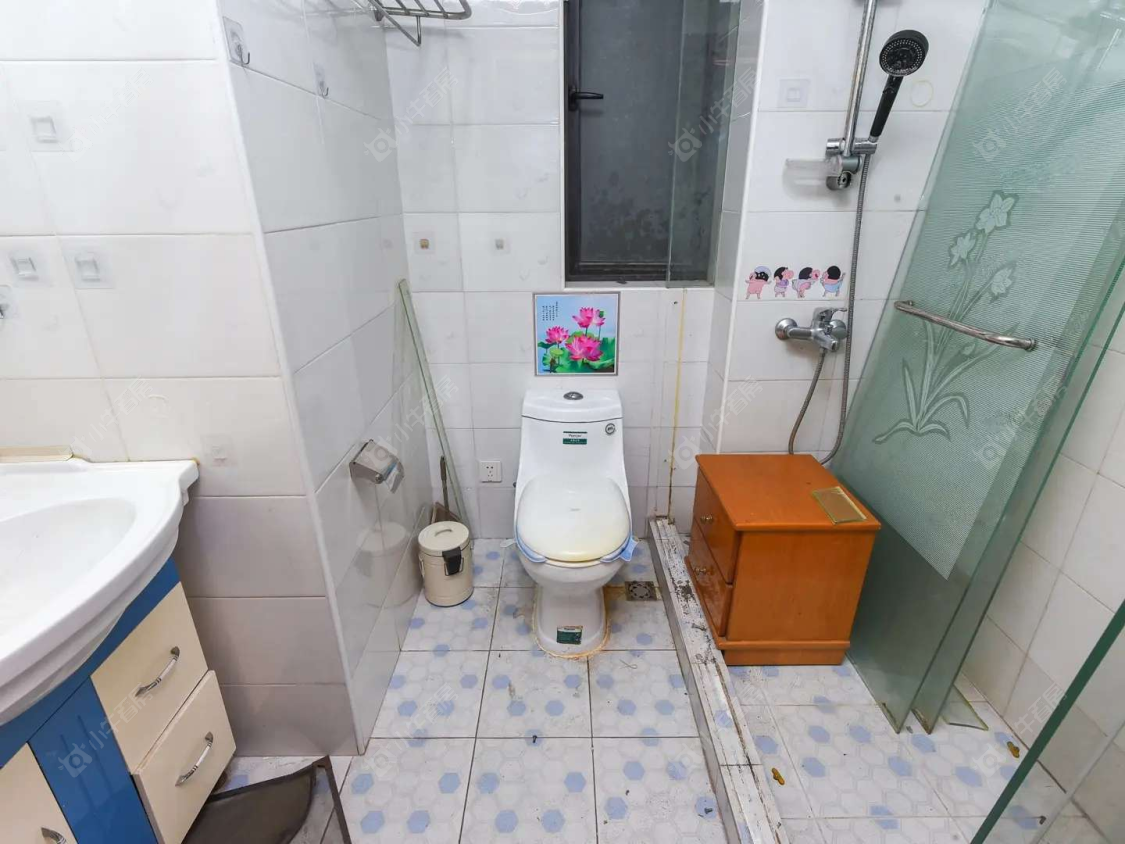 上海菊泉新城爱建顾园东区在售二手房源小区图_小牛看房