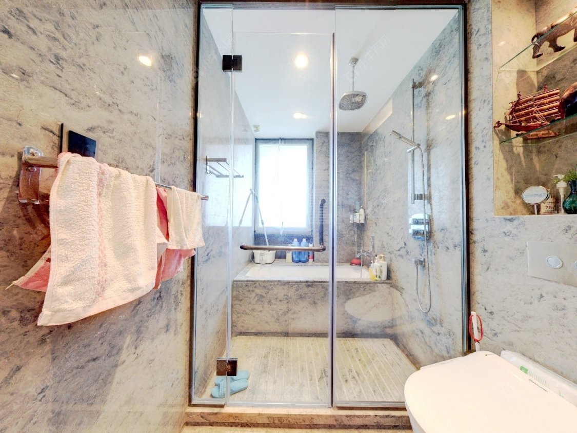 上海阳光城滨江悦在售二手房源小区图_小牛看房