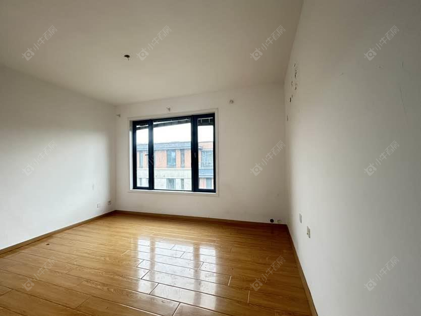 上海海上湾鹭居别墅区在售二手房源小区图_小牛看房