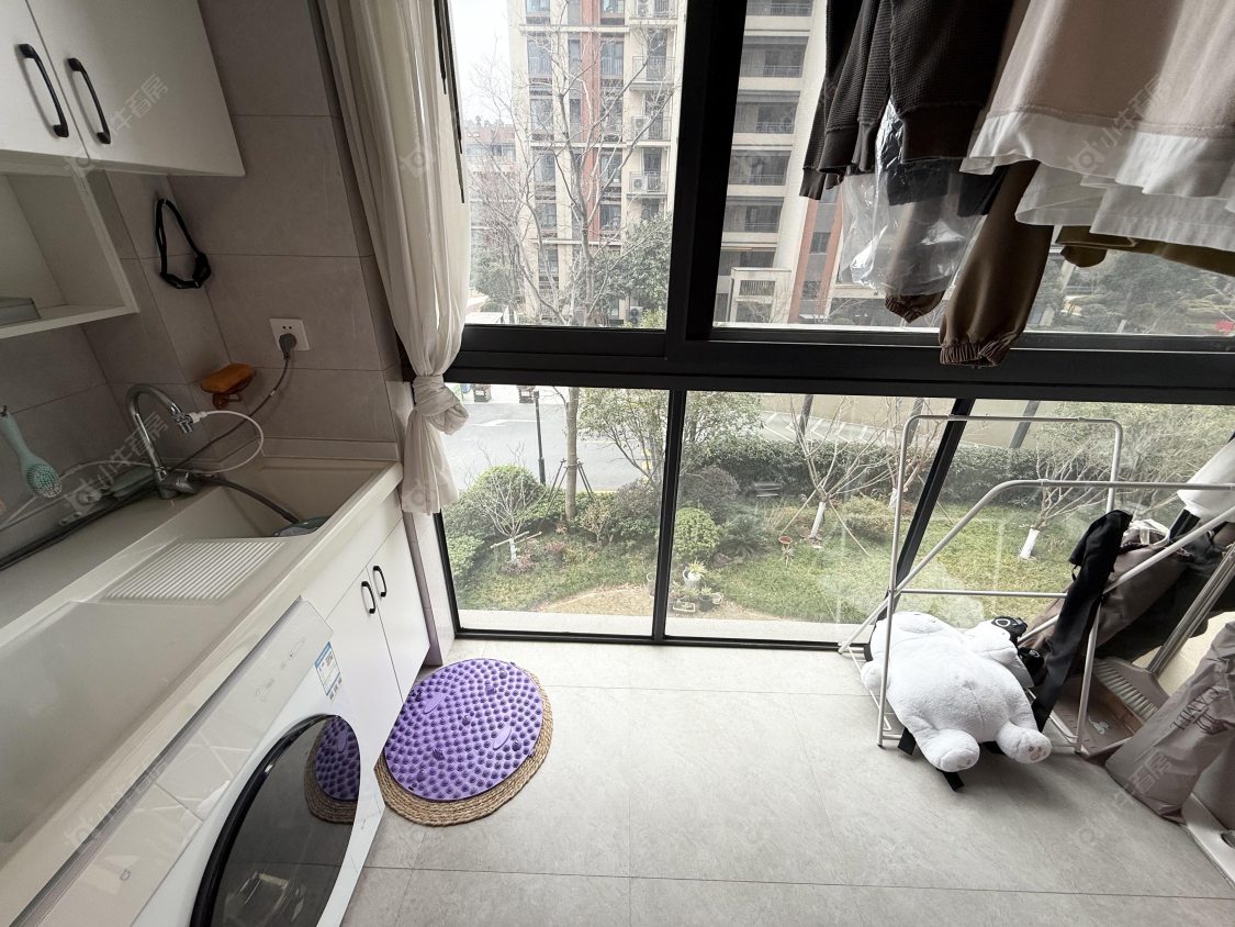 上海四季都会荣方宝邸在售二手房源小区图_小牛看房