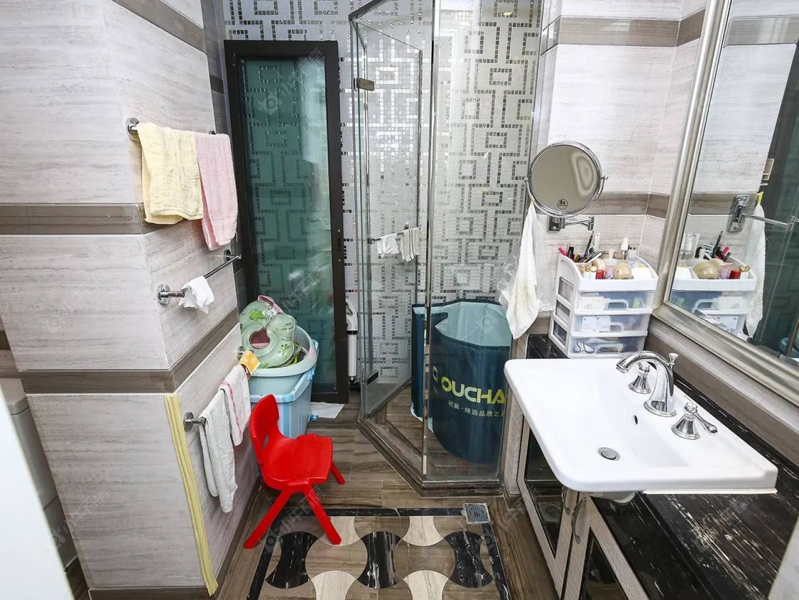 上海润地华庭在售二手房源小区图_小牛看房