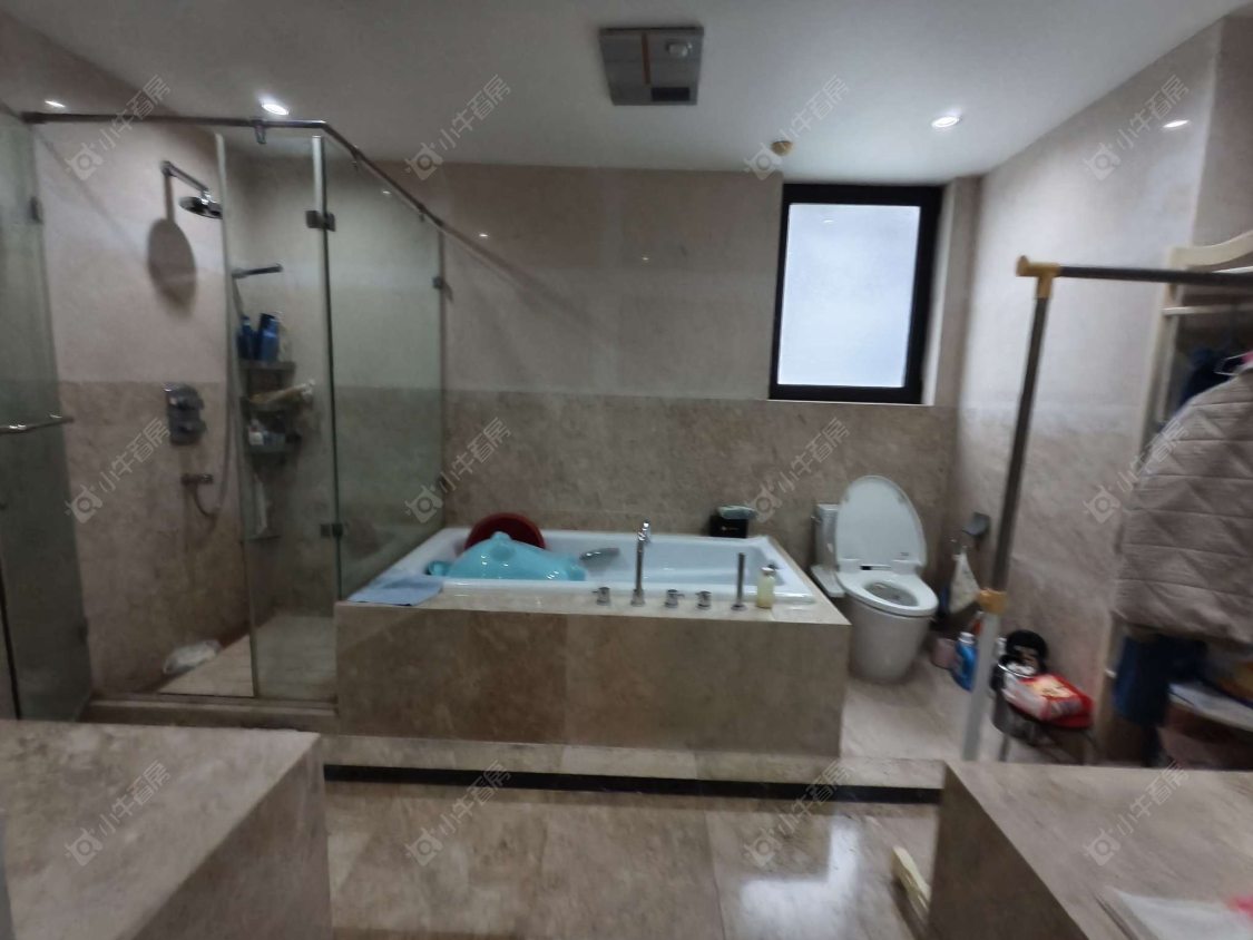 上海万科琥珀臻园别墅区在售二手房源小区图_小牛看房