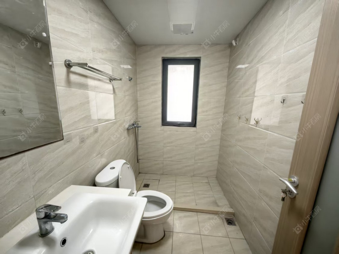 上海绿地新里波洛克公馆在售二手房源小区图_小牛看房