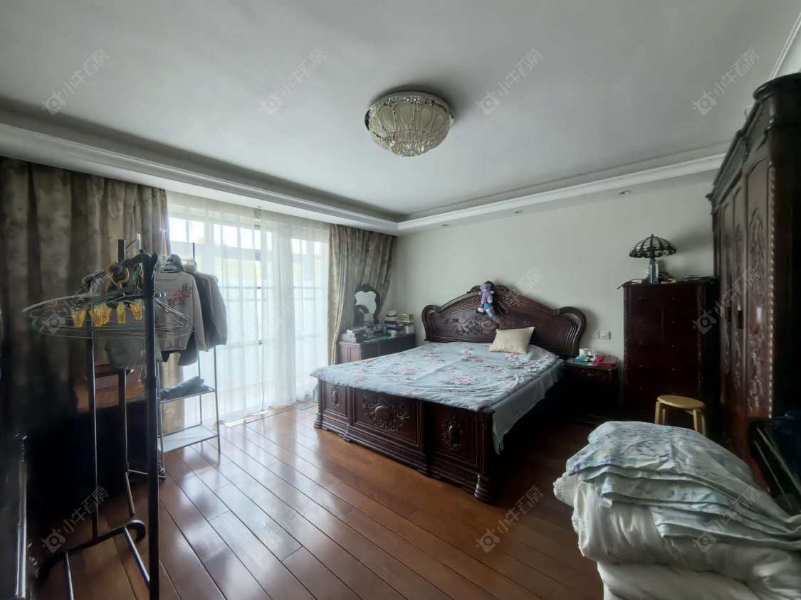 上海朗诗绿岛别墅区在售二手房源小区图_小牛看房