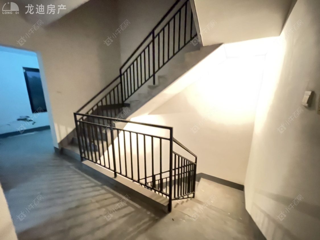 上海莱茵美墅别墅区在售二手房源小区图_小牛看房
