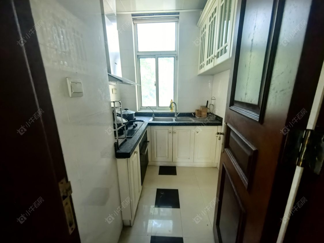 上海美兰湖别墅在售二手房源小区图_小牛看房