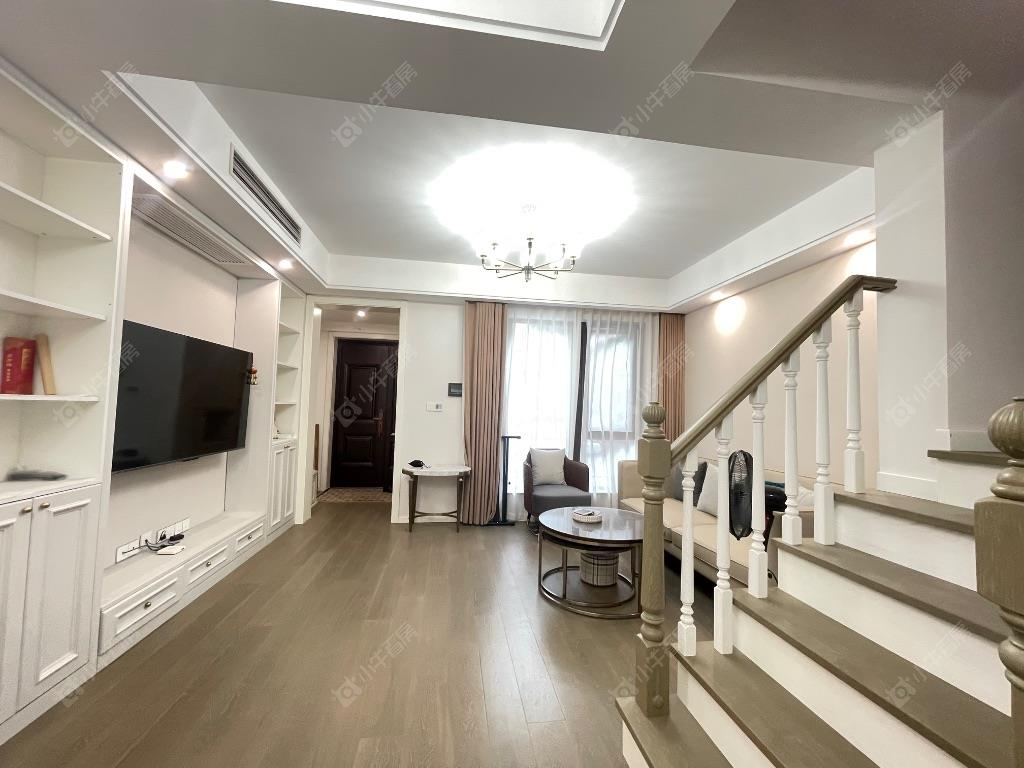 上海中骏雍景湾东区在售二手房源小区图_小牛看房