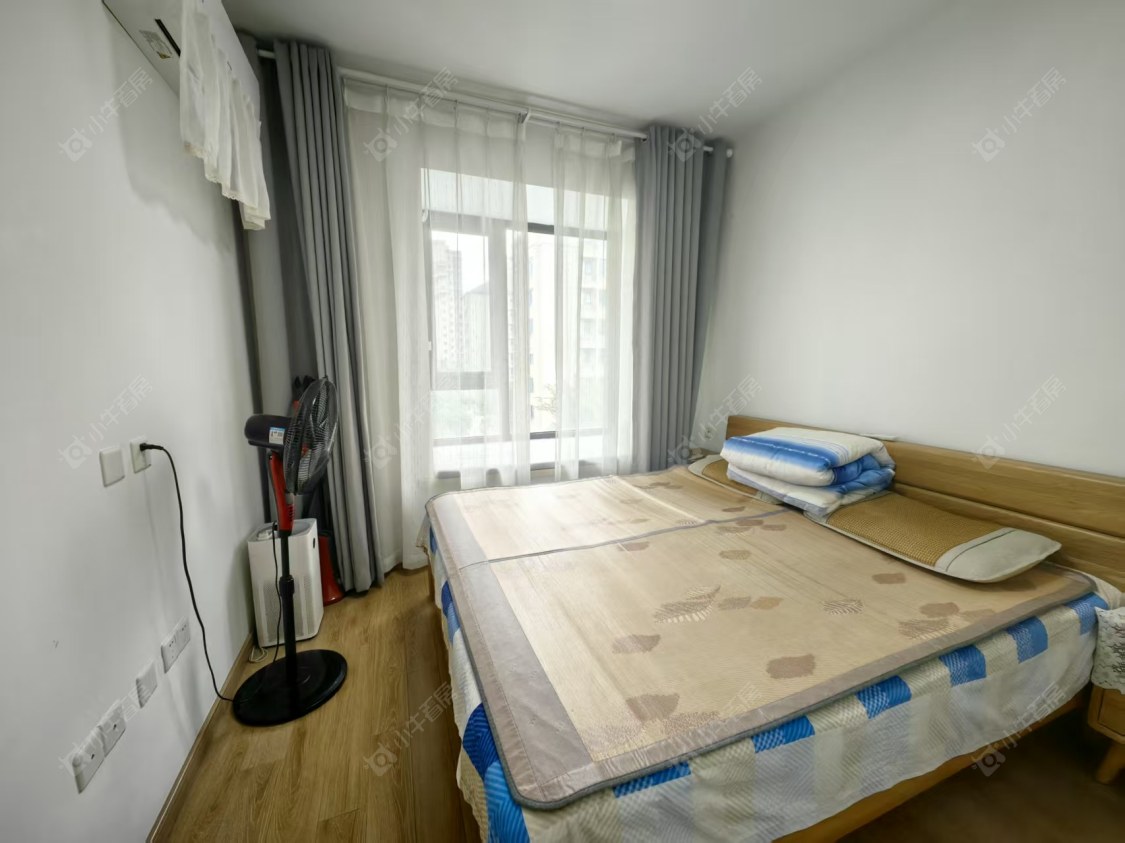 上海绿地新里波洛克公馆在售二手房源小区图_小牛看房