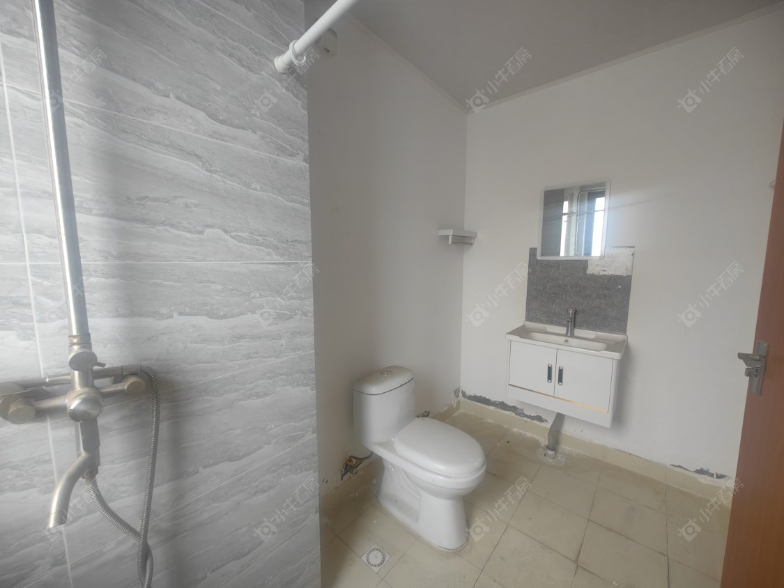 上海正荣国领在售二手房源小区图_小牛看房