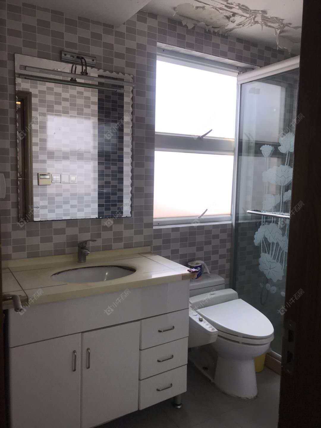 上海万科四季花城1166弄在售二手房源小区图_小牛看房