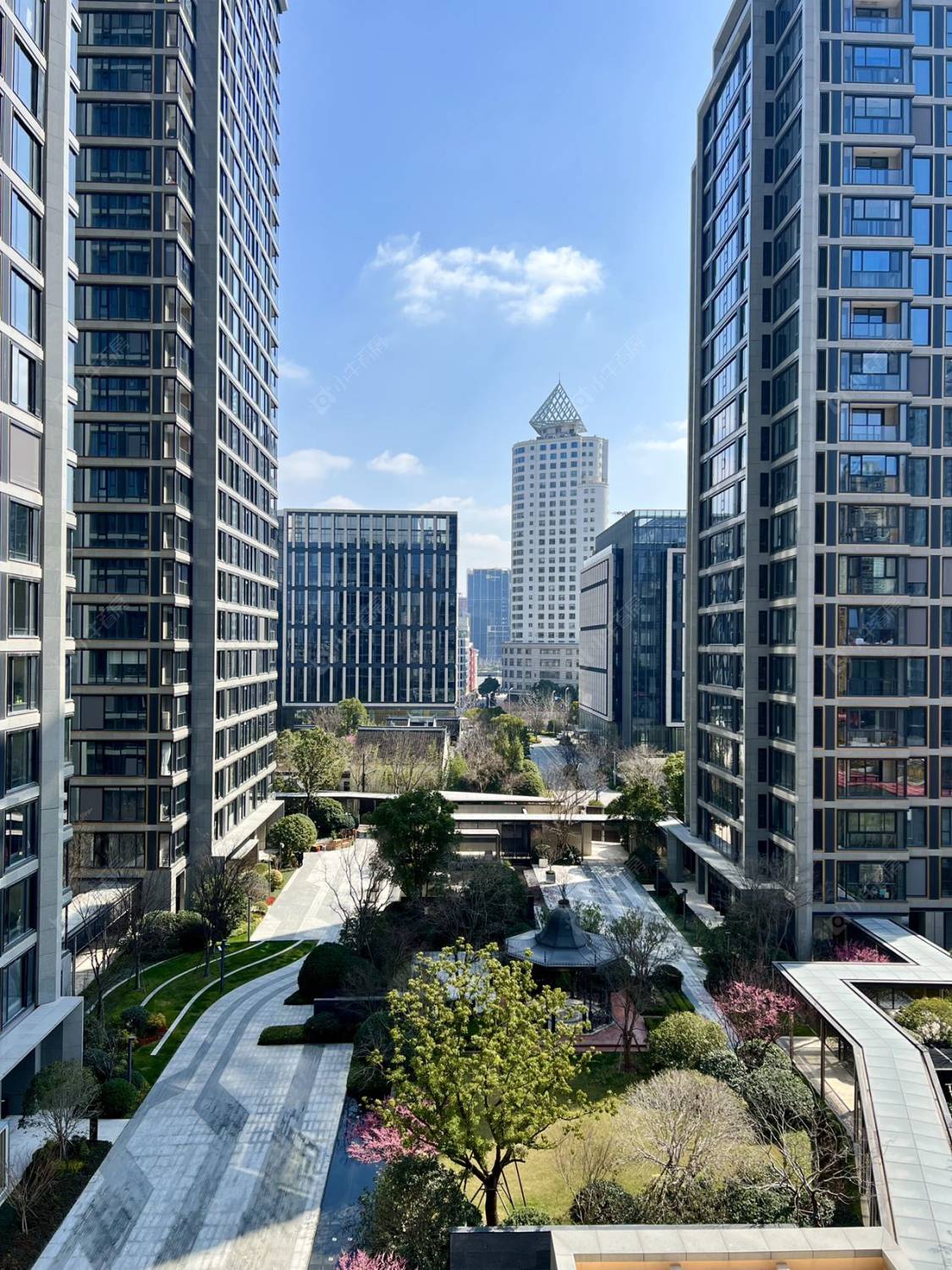 上海绿地海珀外滩一期在售二手房源室内图_小牛看房