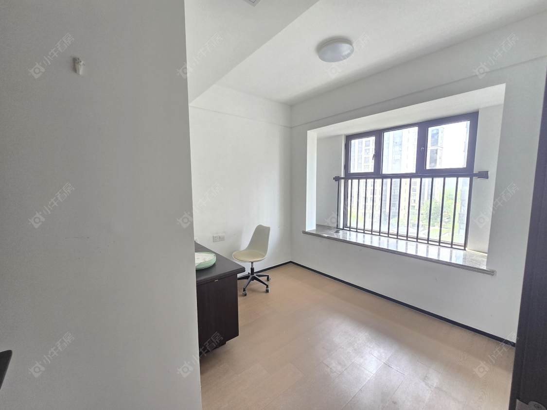 上海上实海上菁英一期在售二手房源小区图_小牛看房