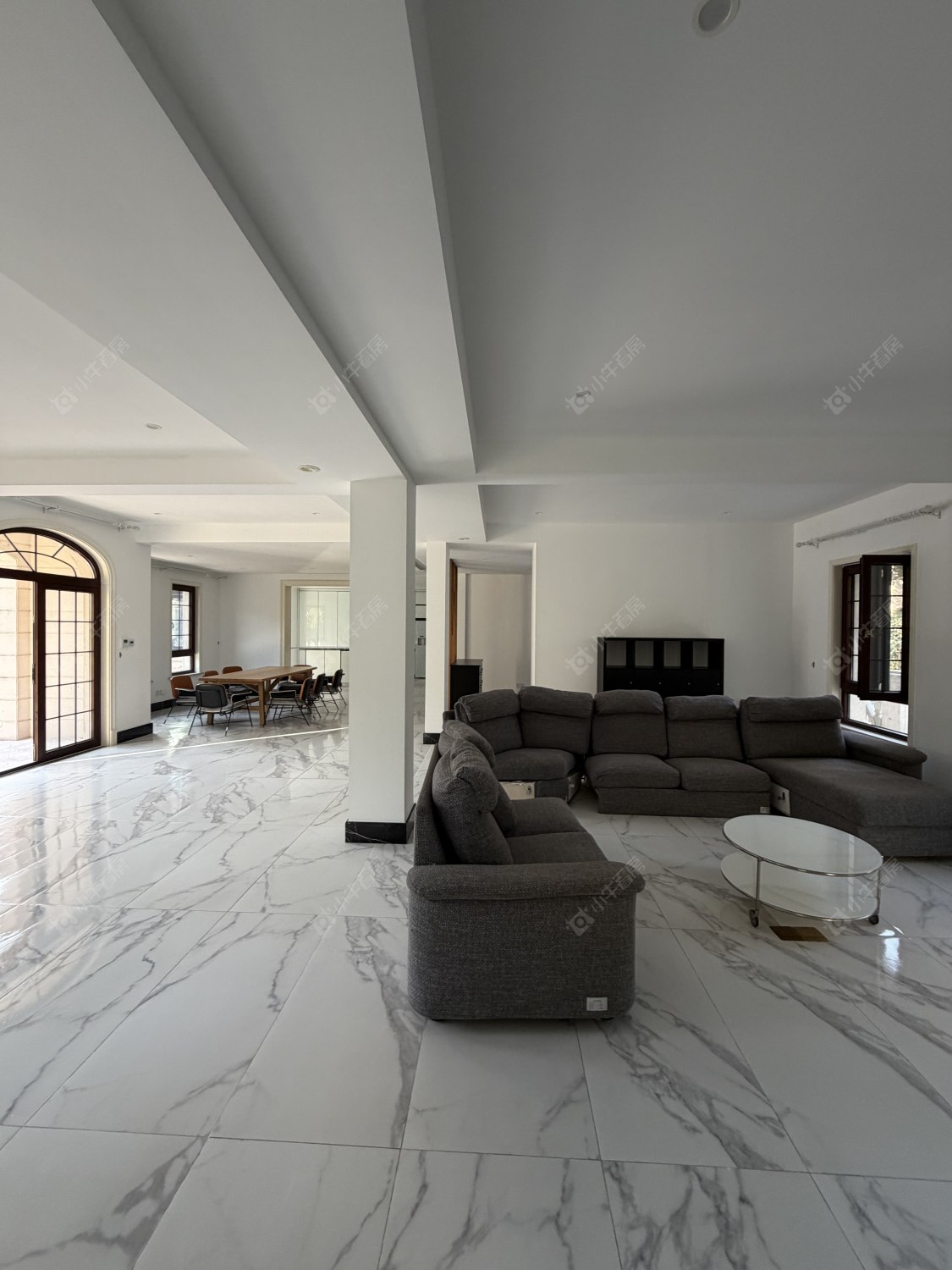 上海圣堡别墅在租房源小区图_小牛看房